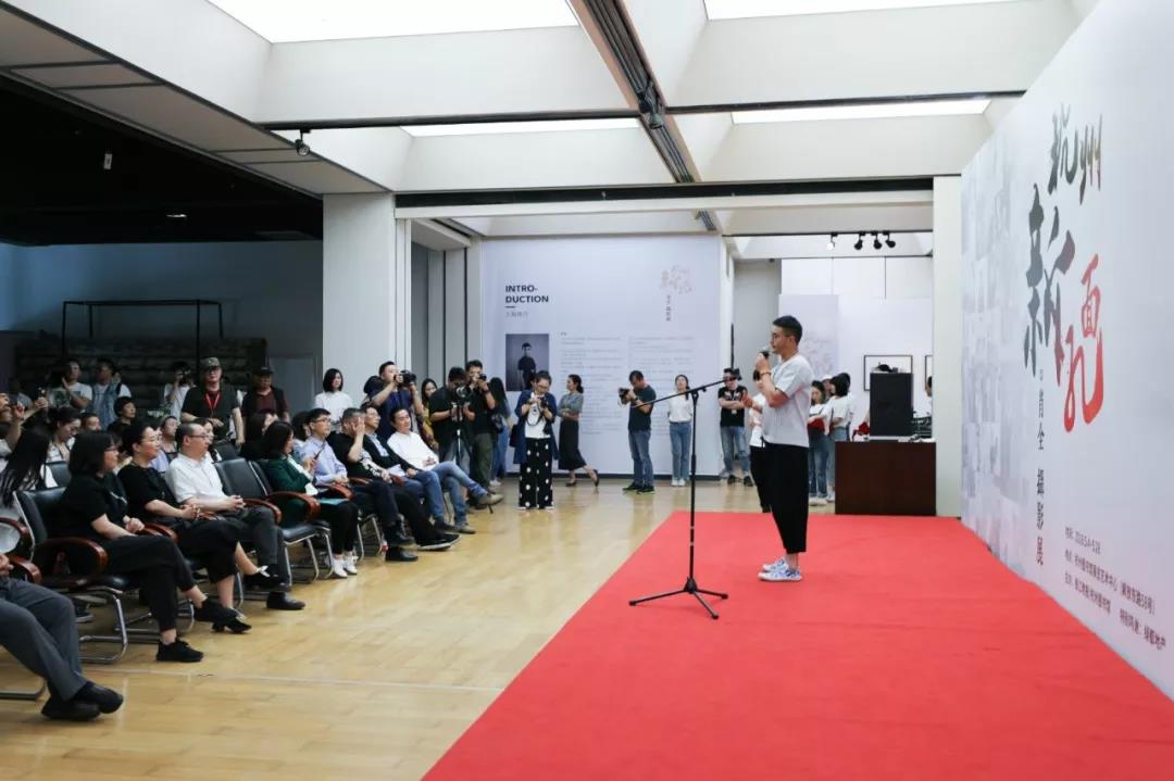 时隔一载，，，，优美再续，，，，九游会J9地产&amp;肖全杭州新面目摄影展温情启幕